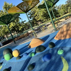 Evelyn's Park - Good morning, Evelyn's Park