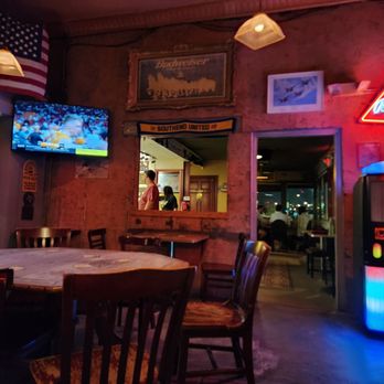 Ye Olde Bull and Bush - Interior - Pubs Near Me - Fort Worth, Texas Ye Olde Bull and Bush - Interior - Pubs Near Me - Fort Worth, Texas