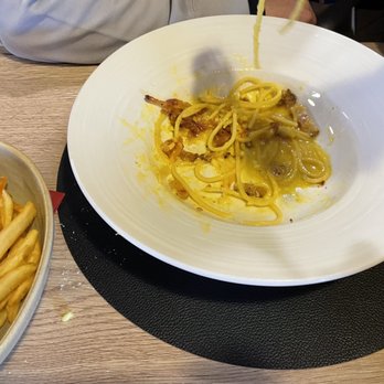 Ristorante Pousset - Spaghetti carbonara (half eaten!) - Restaurants Near Me - Breuil-Cervinia, AO