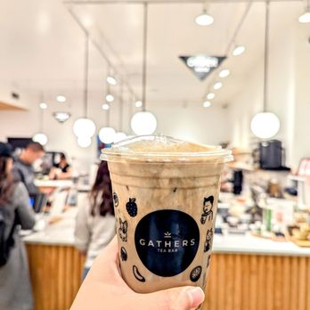 Gathers Tea Bar - Hojicha with kinako cream - Bubble Tea Near Me - Chicago, Illinois Gathers Tea Bar - Hojicha with kinako cream - Bubble Tea Near Me - Chicago, Illinois
