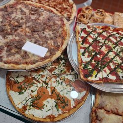 Joey's Pizza Italian Restuarant - Pizza