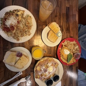 Country Cafe - Full Breakfast Spread - Breakfast & Brunch Near Me - Cypress, California
