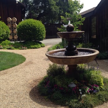 Sequoia Grove Winery - Take a few minutes to stroll outside and enjoy the lovely, relaxing grounds. - Wine Tasting Room Near Me - Rutherford, California Sequoia Grove Winery - Take a few minutes to stroll outside and enjoy the lovely, relaxing grounds. - Wine Tasting Room Near Me - Rutherford, California