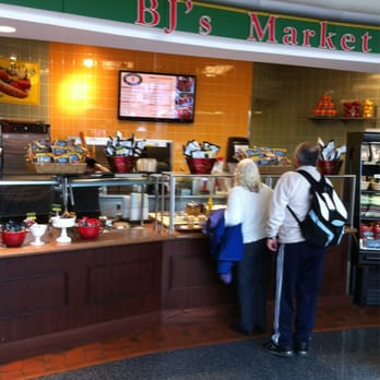 Food Court - BJ's Market. - Beer, Wine & Spirits Near Me - Chicago, Illinois