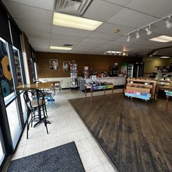 Busken Bakery - Seating, Retail, Drinks