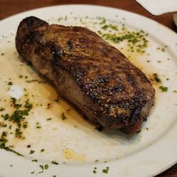 Carmine's Steakhouse