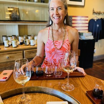Padigan - Wine tasting - Wineries Near Me - Medford, Oregon