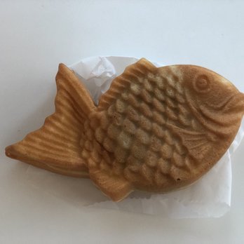 Deli Manjoo - Full-Sized Taiyaki filled with Red Bean ($3 for single, if buy 4 or more $2.50 each) - Desserts Near Me - Diamond Bar, California Deli Manjoo - Full-Sized Taiyaki filled with Red Bean ($3 for single, if buy 4 or more $2.50 each) - Desserts Near Me - Diamond Bar, California