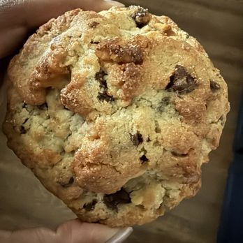 Levain Bakery - Chocolate Chip Walnut Cookie - Bakeries Near Me - Chicago, Illinois Levain Bakery - Chocolate Chip Walnut Cookie - Bakeries Near Me - Chicago, Illinois
