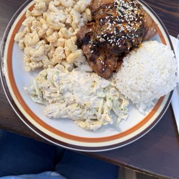 Breakers - Teriyaki chicken - Bars Near Me - Encinitas, California