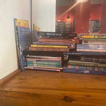 Avenue Cafe - Reading Material while I wait - Coffee & Tea Near Me - New Orleans, Louisiana