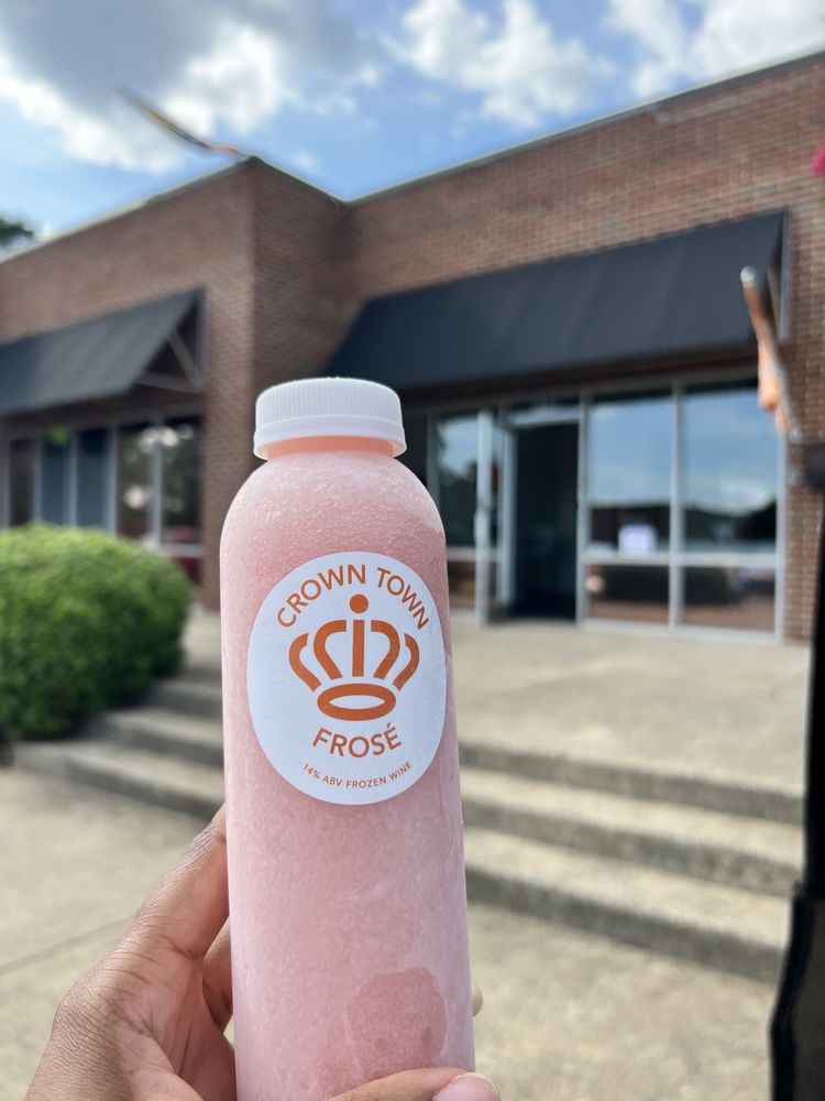 CROWN TOWN FROSE Updated October 2024 4544 South Blvd, Charlotte