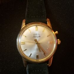 Gil's Loans - I have a 14kt gold Tourist everlight 17 jewels incabloc mens wristwatch i would like to sale if your interested please make a offer