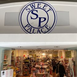 Sweet Palace - Entrance