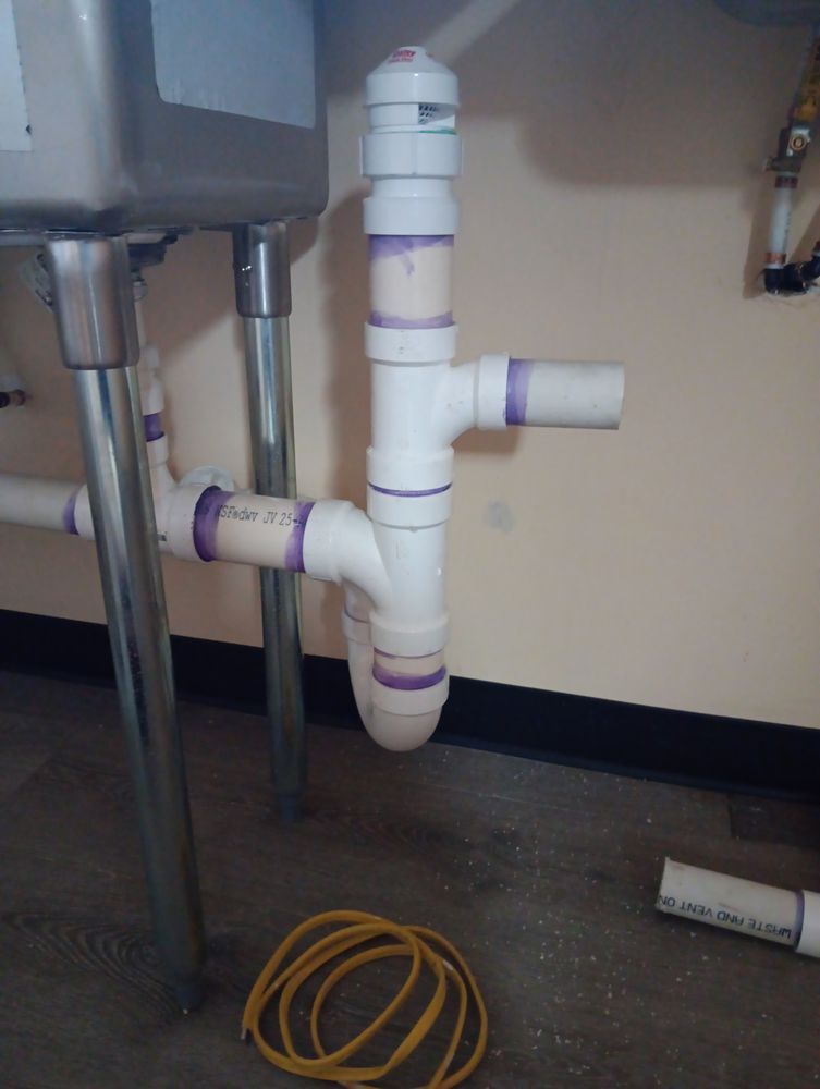 Slide of Marlon's Plumbing & Repair Services