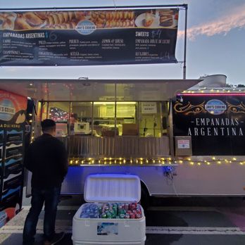 JAVI’S COOKING "Empanadas Argentinas" - Food truck at Autumn Lights Festival - Empanadas Near Me - Oakland, California JAVI’S COOKING "Empanadas Argentinas" - Food truck at Autumn Lights Festival - Empanadas Near Me - Oakland, California