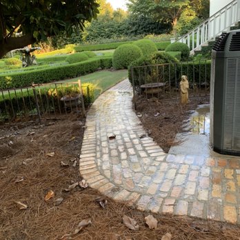 Paradise Construction - Sidewalk brick - General Contractors Near Me - Brookwood, Alabama Paradise Construction - Sidewalk brick - General Contractors Near Me - Brookwood, Alabama