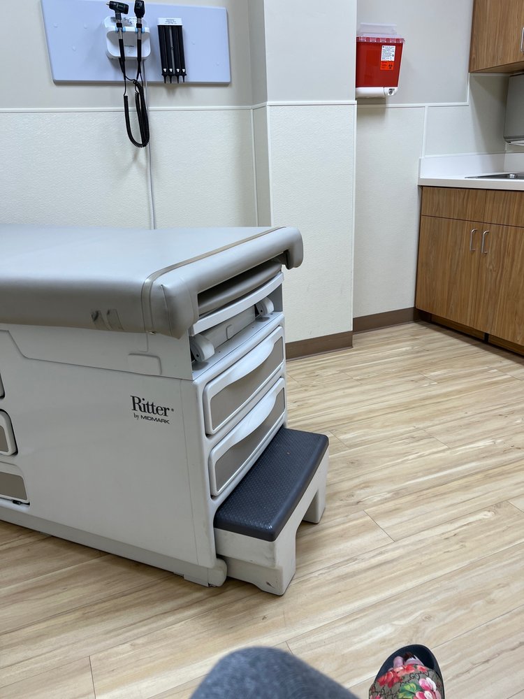 ACCELERATED URGENT CARE 19 Photos & 65 Reviews 212 Coffee Rd