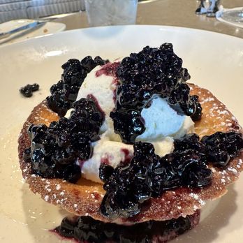 Cooper’s Hawk Winery & Restaurant - Lemon Butter Cake with blueberries - New American Near Me - Ashburn, Virginia Cooper’s Hawk Winery & Restaurant - Lemon Butter Cake with blueberries - New American Near Me - Ashburn, Virginia