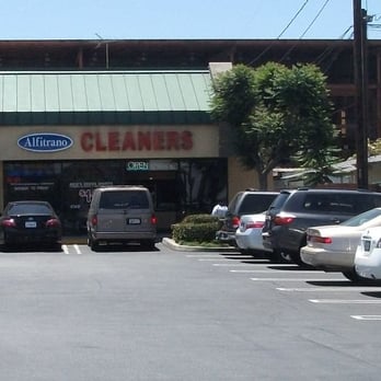 Alfitrano Cleaners - Outside Shot - Laundry Services Near Me - Long Beach, California Alfitrano Cleaners - Outside Shot - Laundry Services Near Me - Long Beach, California