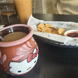 Delicious cafe de olla and horchata