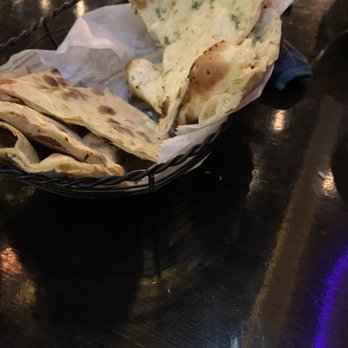 India House - Garlic Naan and Tandoori Roti - Indian Near Me - Chicago, Illinois