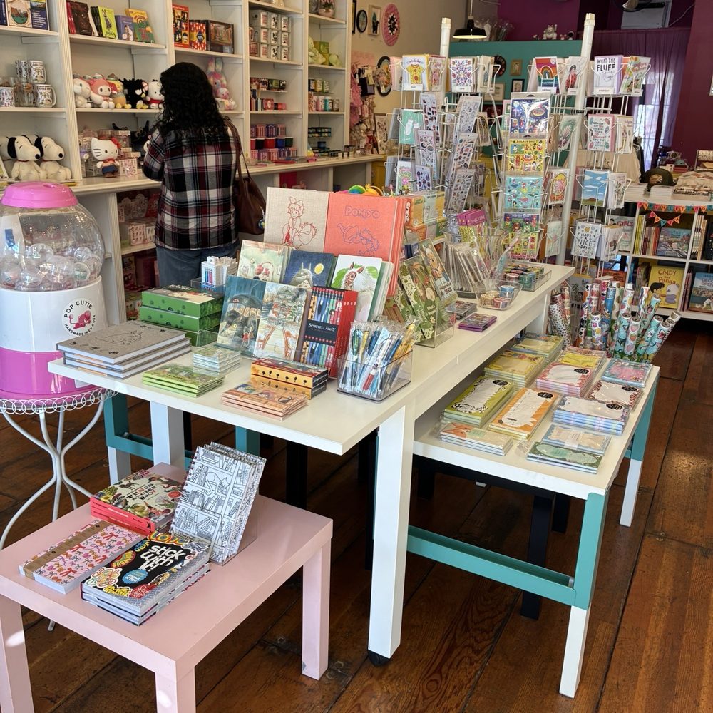 Leanna Lin's Wonderland - Interior (May 2026) - Accessories Near Me - Los Angeles, California Leanna Lin's Wonderland - Interior (May 2026) - Accessories Near Me - Los Angeles, California