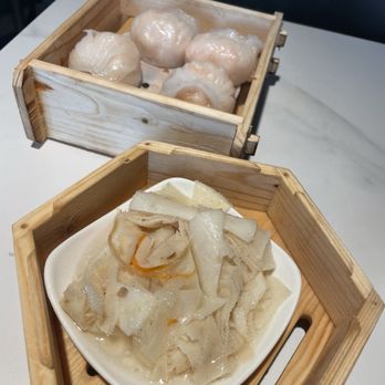 Mr. Dim Sum - beef tripe and shrimp dumpling - Dim Sum Near Me - Tukwila, Washington Mr. Dim Sum - beef tripe and shrimp dumpling - Dim Sum Near Me - Tukwila, Washington