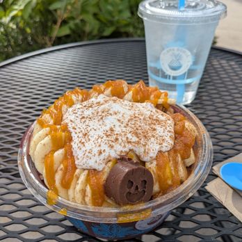 Playa Bowls - Happy Pumpkin acai bowl - Acai Bowls Near Me - Fairfax, Virginia Playa Bowls - Happy Pumpkin acai bowl - Acai Bowls Near Me - Fairfax, Virginia