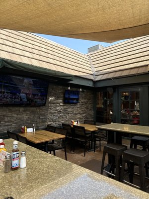 Hennessey's Tavern by null