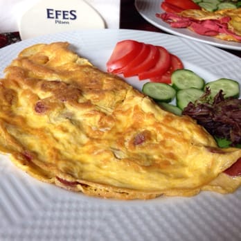 Shadow Cafe Bar Restaurant - Sausage omelet. Yum - Turkish Near Me - Istanbul, 34