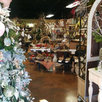 The Pecan House - Candy Stores Near Me - Gulfport, Mississippi