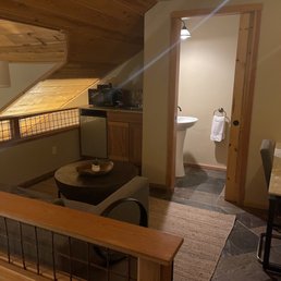 Upstairs loft in the suite