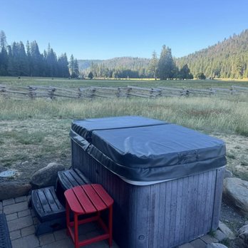 Highlands Ranch Resort - Hot tubbin on the range! - Resorts Near Me - Mill Creek, California