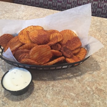 Ollie's Pizza - Delicious buffalo chips - Pizza Near Me - Litchfield, Connecticut