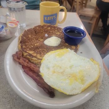 Kate's Kitchen - Pumpkin pancakes - Breakfast & Brunch Near Me - Kansas City, Missouri