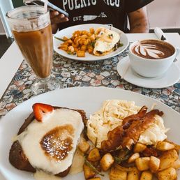 Mona Breakfast with Ice Coffee and Steak and Guacamole Omelette with a Latte Mona Breakfast with Ice Coffee and Steak and Guacamole Omelette with a Latte