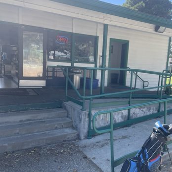 Crack - Entrance/exit - Burgers Near Me - Long Beach, California Crack - Entrance/exit - Burgers Near Me - Long Beach, California
