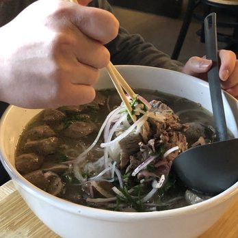 Dundas Eat + Drink - Pho Challenge - Vietnamese Near Me - Vancouver, British Columbia