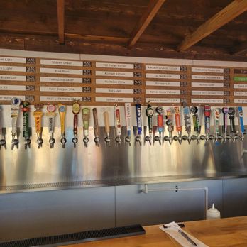 Crystal Springs Hideaway - Burgers Near Me - Fort Worth, Texas