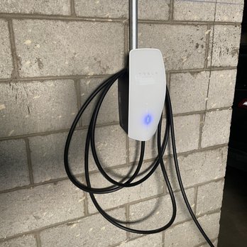 Plug-In EV Charging Solution - expertly installed Tesla Universal Wall Charger. - Electricians Near Me - Los Angeles, California