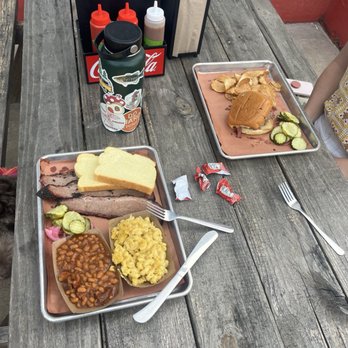 Bain Barbecue - The spread. Pulled pork sandy and meat plate - Barbeque Near Me - Memphis, Tennessee Bain Barbecue - The spread. Pulled pork sandy and meat plate - Barbeque Near Me - Memphis, Tennessee
