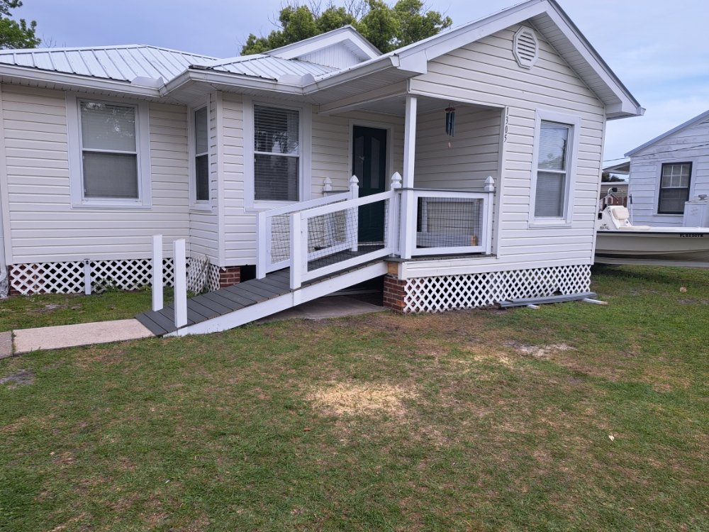 Slide of In And Out Home Repair