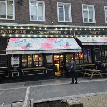 Fitzrovia Belle - Outside entrance - enter the pub and see the bartender to check in - Gastropubs Near Me - London, XGL