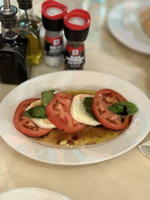 Mangia Mangia by null