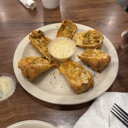 Voodoo Crawfish Rolls