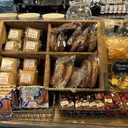 Botanic Cafe-Delicatessen - Cute display of treats