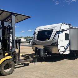 Complete RV Service & Body Shop