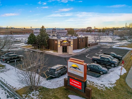 Yellowstone Casino by null