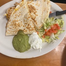 Chicken quesadilla!! Very flavorful!